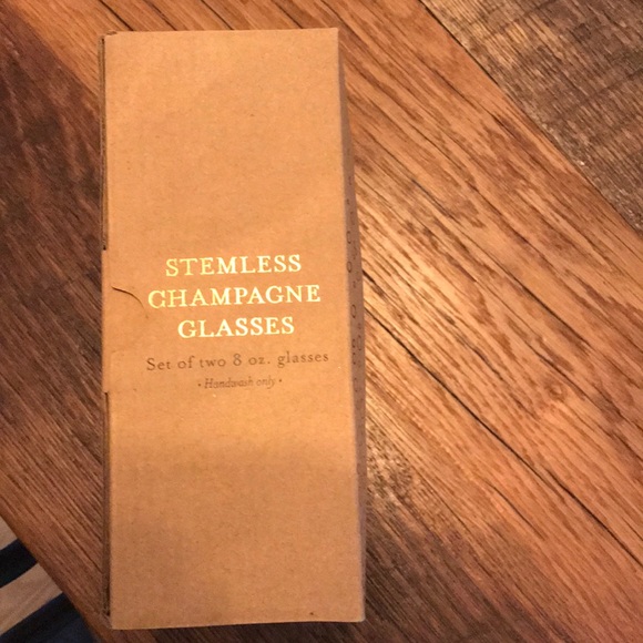 Set of 2 gold lettering stemless champagne glasses - Picture 3 of 3